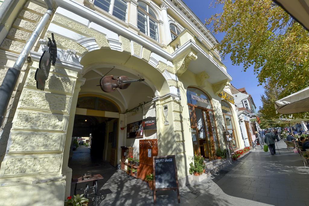 Apartment Gabriel Sibiu Buitenkant foto