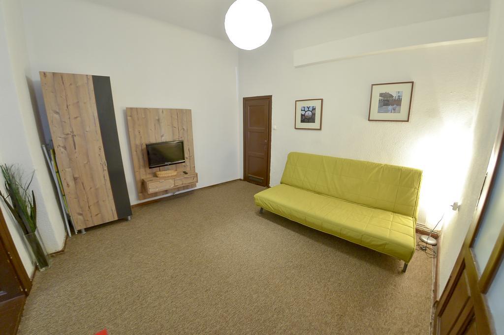 Apartment Gabriel Sibiu Buitenkant foto