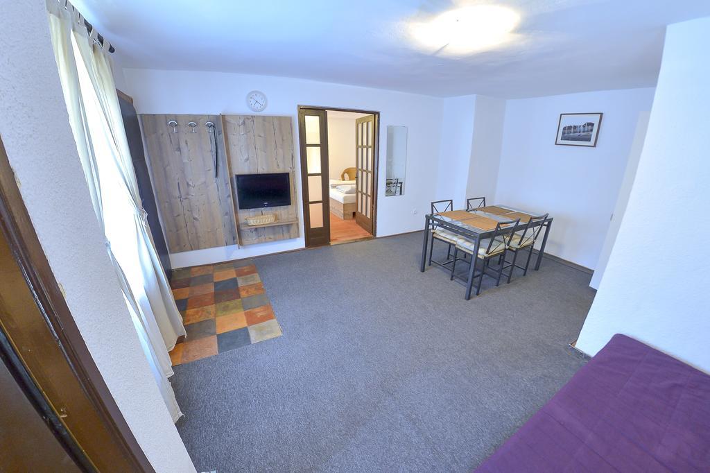 Apartment Gabriel Sibiu Buitenkant foto